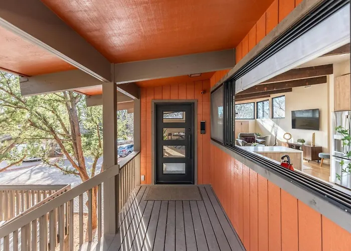 Ferienhaus Treehouse Vibes, Peaceful, Stylish And Close To Trails